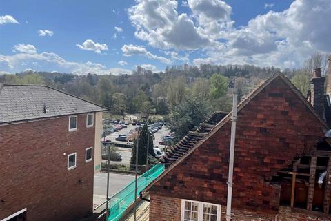 43c Quarry Street, Guildford, GU1 3XQ