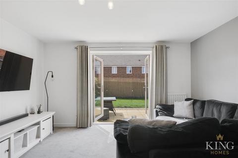 5 Mirabelle Close, Bidford On Avon, Alcester, B50 4NE