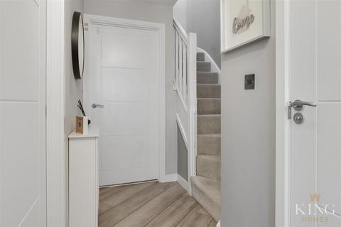 5 Mirabelle Close, Bidford On Avon, Alcester, B50 4NE