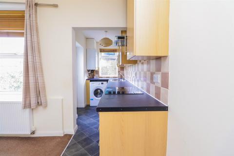 4 bedroom end of terrace house for sale, Lydgate Lane, Sheffield S10