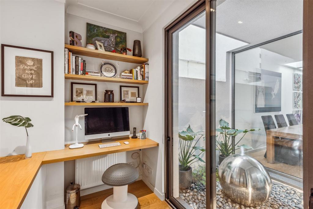 FOR SALE Netheravon Road, W4
