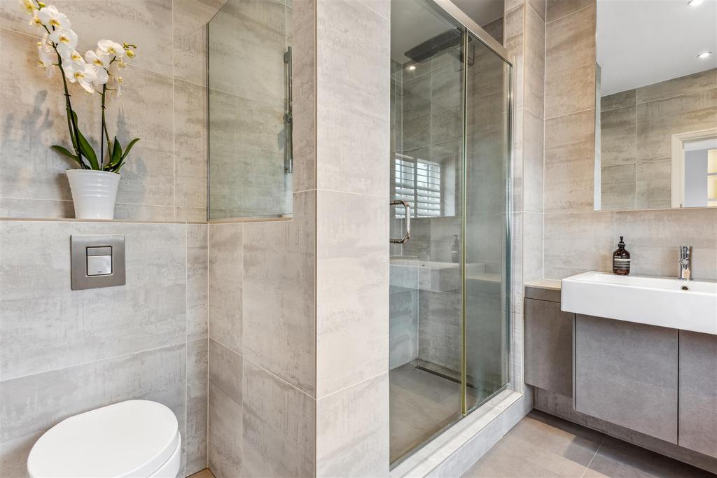 FOR SALE Netheravon Road, W4
