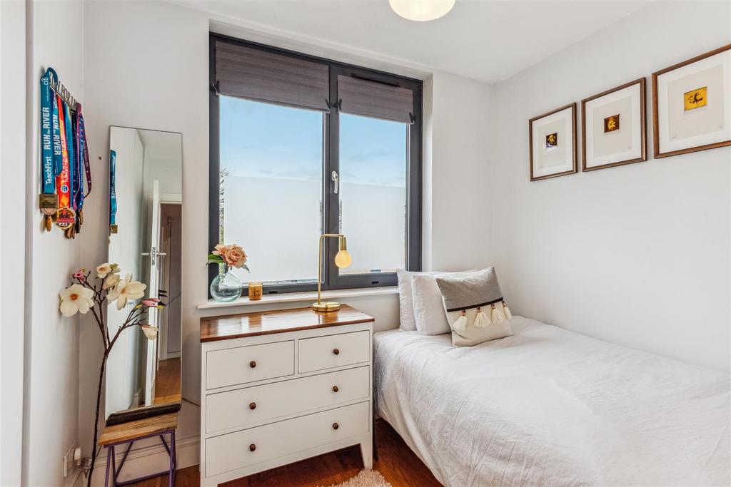 FOR SALE Netheravon Road, W4