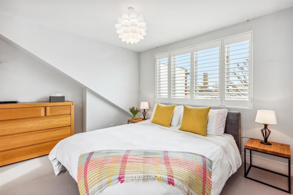 FOR SALE Netheravon Road, W4