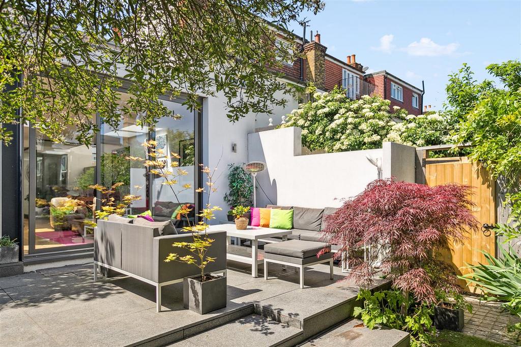 FOR SALE Netheravon Road, W4