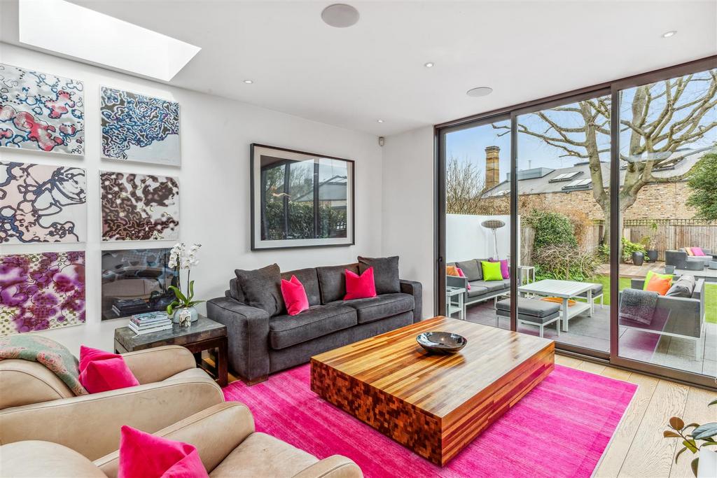 FOR SALE Netheravon Road, W4