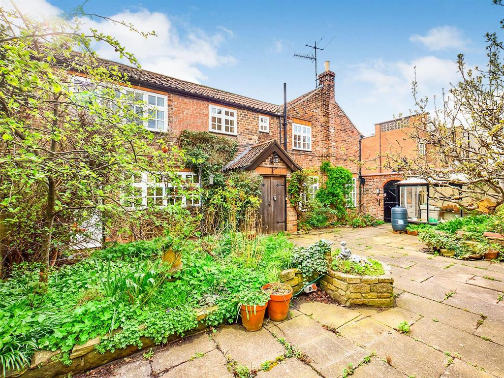 King Street, Driffield 3 bed detached house for sale £225,000