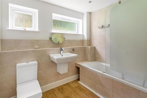 81 Mill Lane, Oxted, RH8 9DS