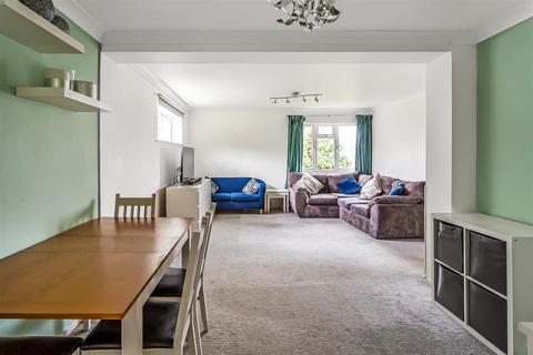 81 Mill Lane, Oxted, RH8 9DS