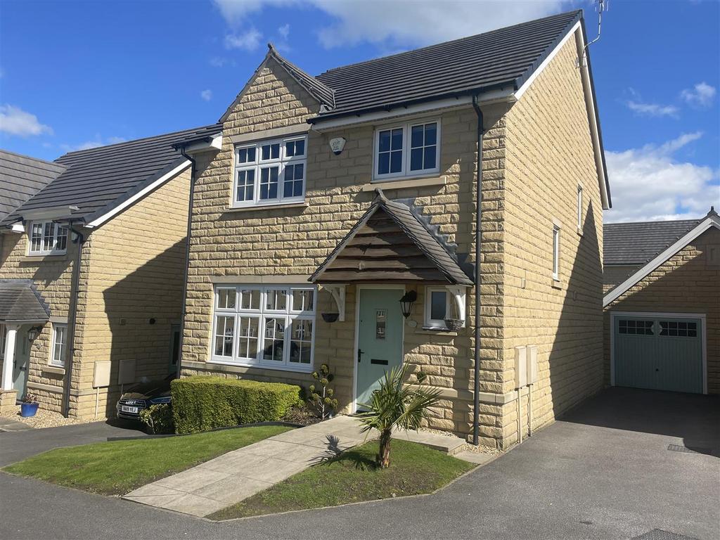 Beech Close, Steeton, Keighley 4 bed detached house for sale £395,000