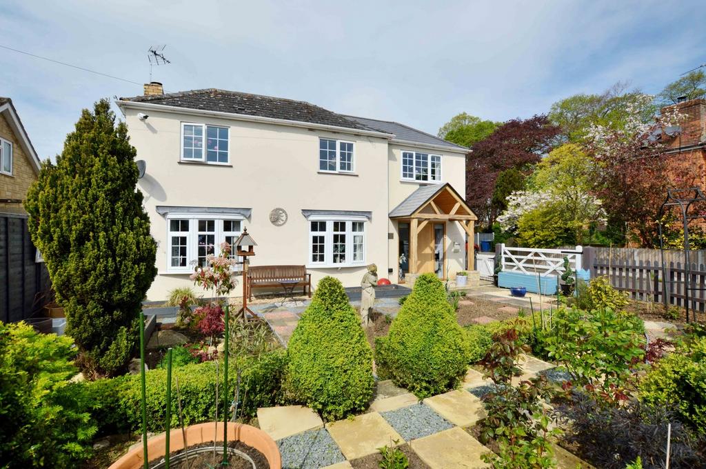 Mayfield Close, Cleeve... 3 bed detached house for sale £575,000