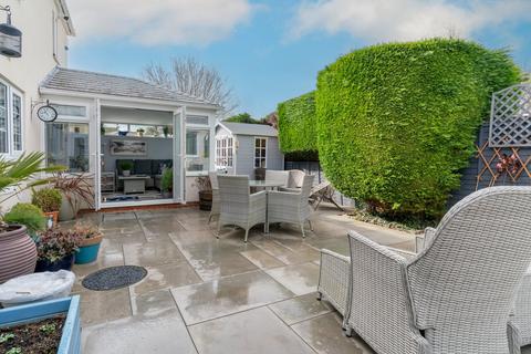 3 bedroom detached house for sale, Mayfield Close, Bishops Cleeve, Cheltenham, GL52