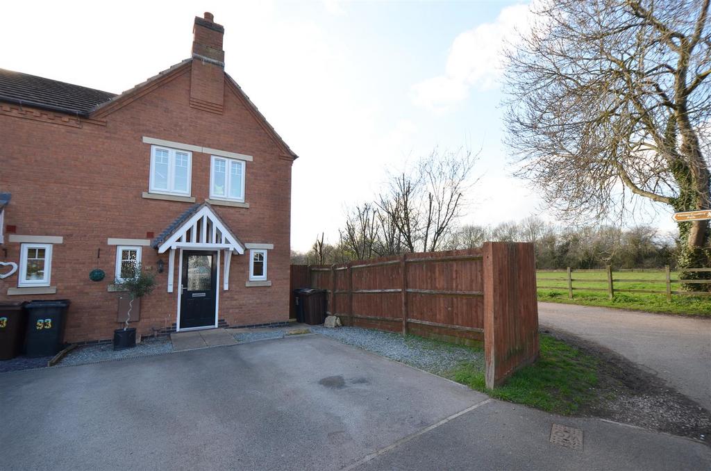 Doctors Lane, Melton Mowbray 3 bed end of terrace house £180,000