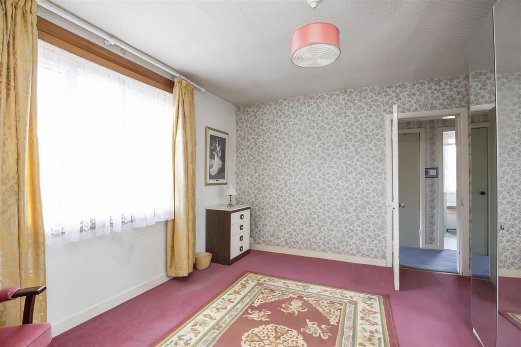 166 Queensferry Road Rosyth KY11 2 JF 15.jpg