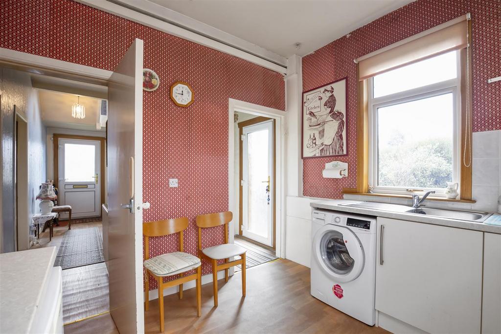 166 Queensferry Road Rosyth KY11 2 JF 11.jpg