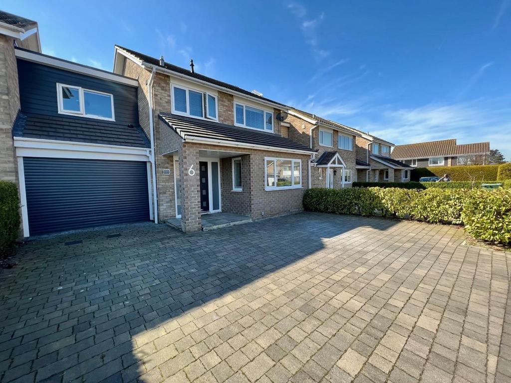 The Larun Beat, Yarm 4 bed link detached house for sale £350,000