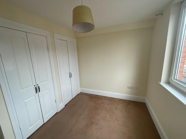 Bed 1 1.jpg