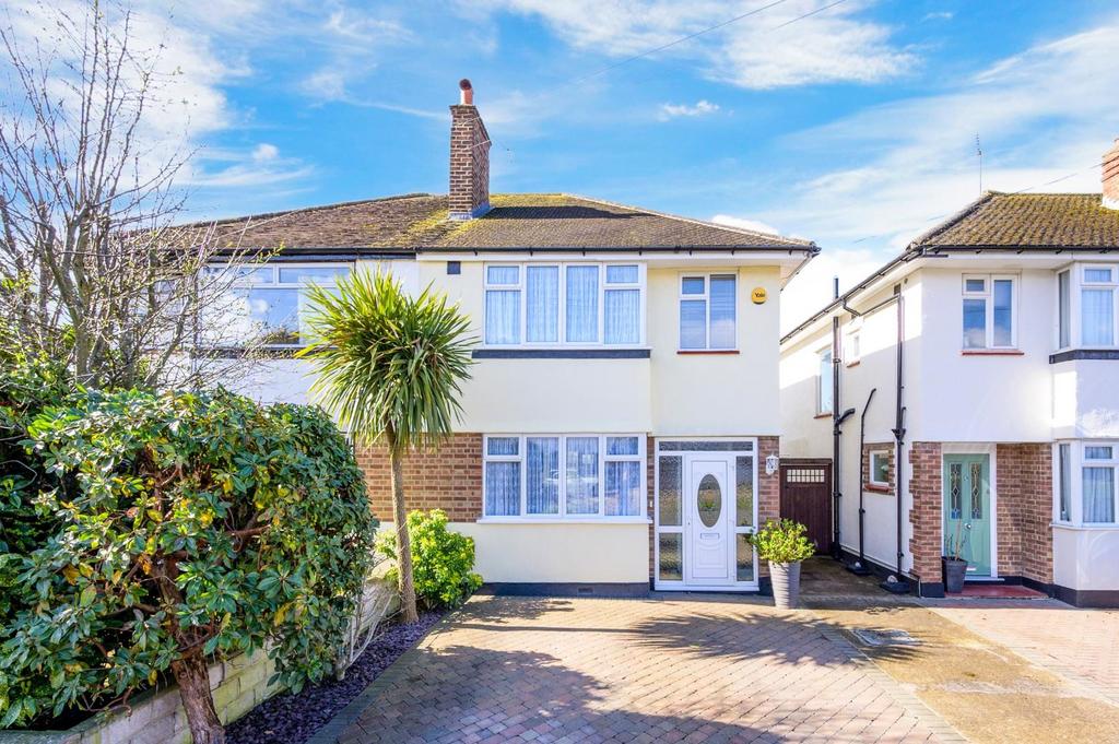 Fairfield Way, Ewell 3 bed semidetached house for sale £580,000