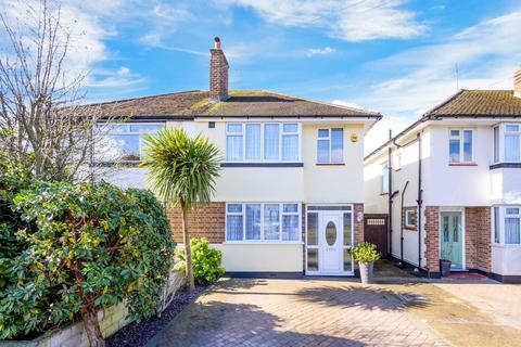 3 Fairfield Way, Epsom, KT19 0EF