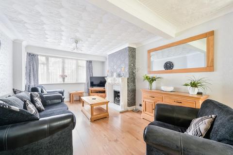 3 Fairfield Way, Epsom, KT19 0EF