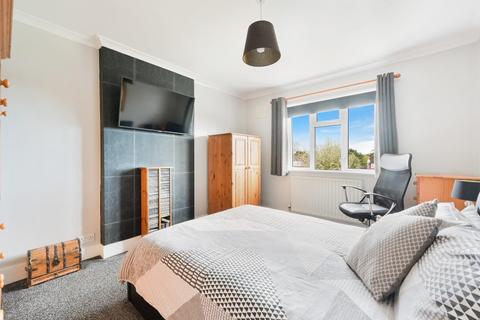 3 Fairfield Way, Epsom, KT19 0EF