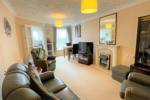 2 bedroom retirement property for sale - Clarence Road, Llandudno
