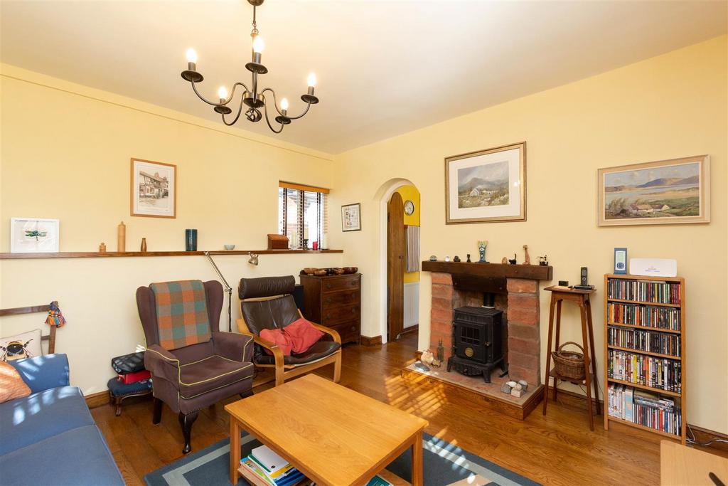Rose Cottage, Chapel Lane, Bicton Heath, Shrewsbury SY3 5BX 2 bed