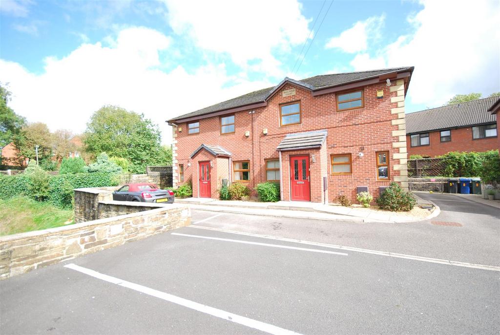 Spodden Fold, Whitworth, Rochdale 2 bed apartment £550 pcm (£127 pw)