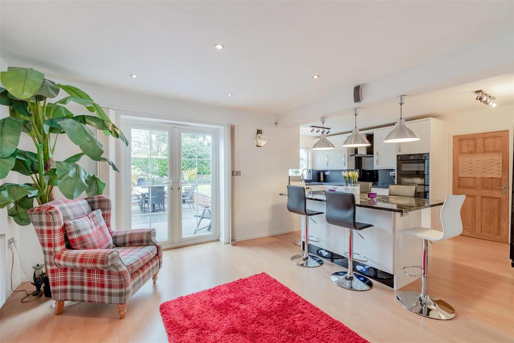 8548720-interior20.jpg