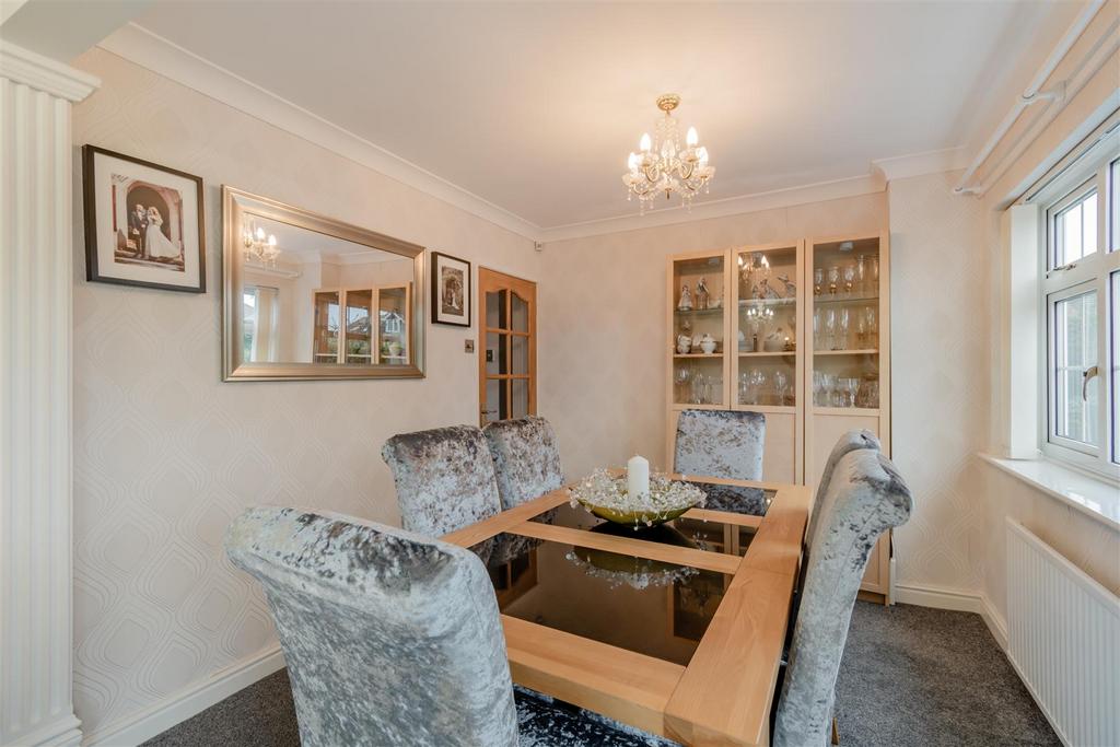 8548720-interior14.jpg