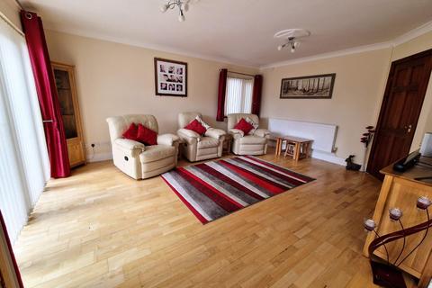 23 Beechwood Grove, Pencoed, Bridgend, CF35 6SU