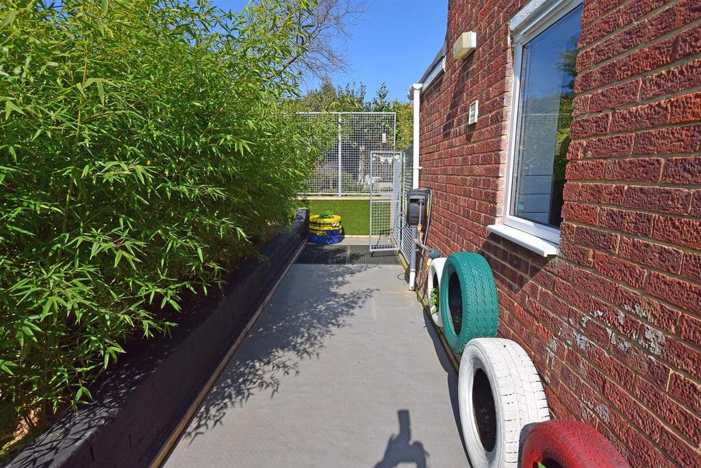 Side garden