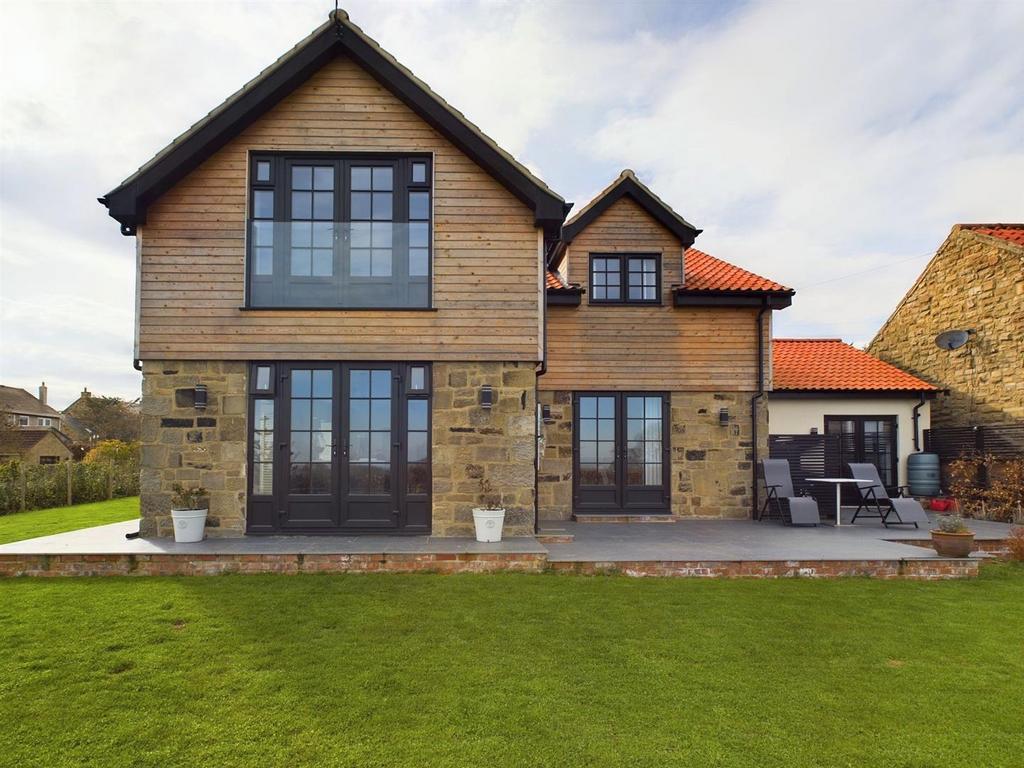 Hamsterley, Auckland 4 bed detached house for sale £475,000