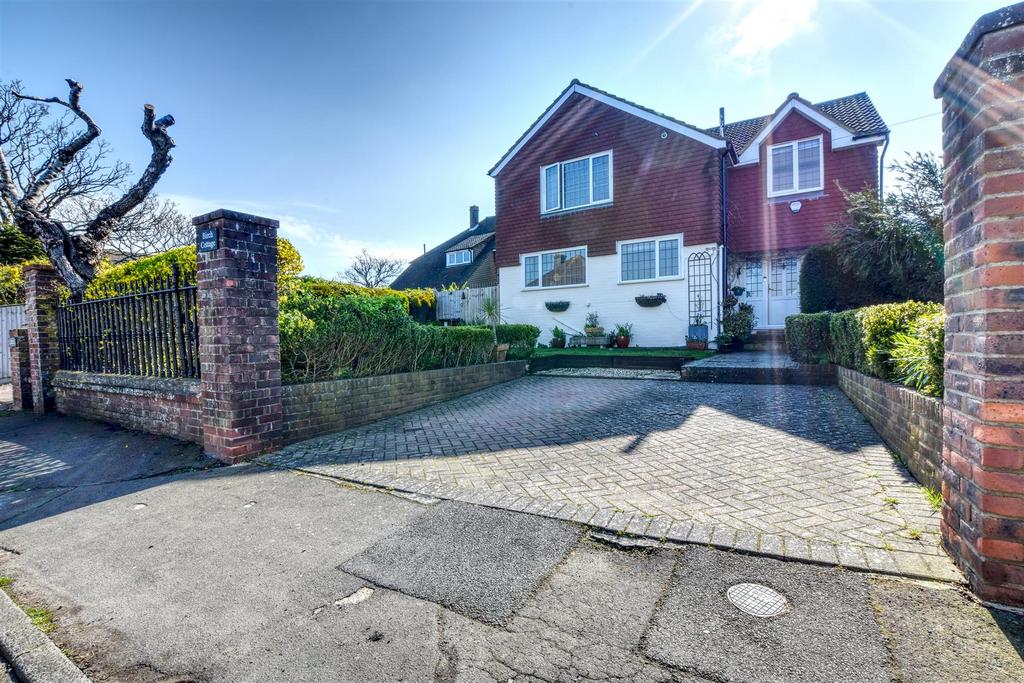 St. Johns Road, BexhillOnSea 4 bed detached house for sale £575,000