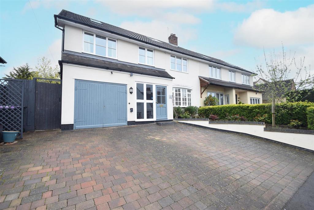 Porthill Drive, Copthorne, Shrewsbury 5 bed semidetached house for sale £600,000
