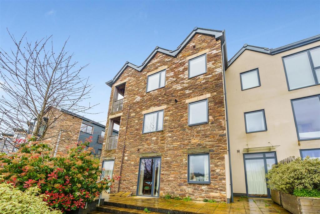 Baltic Way, Totnes 2 bed apartment for sale £425,000