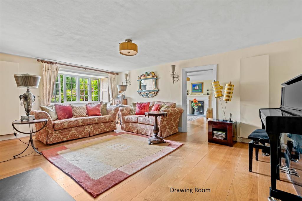 DSC 0951 drawing room.jpg