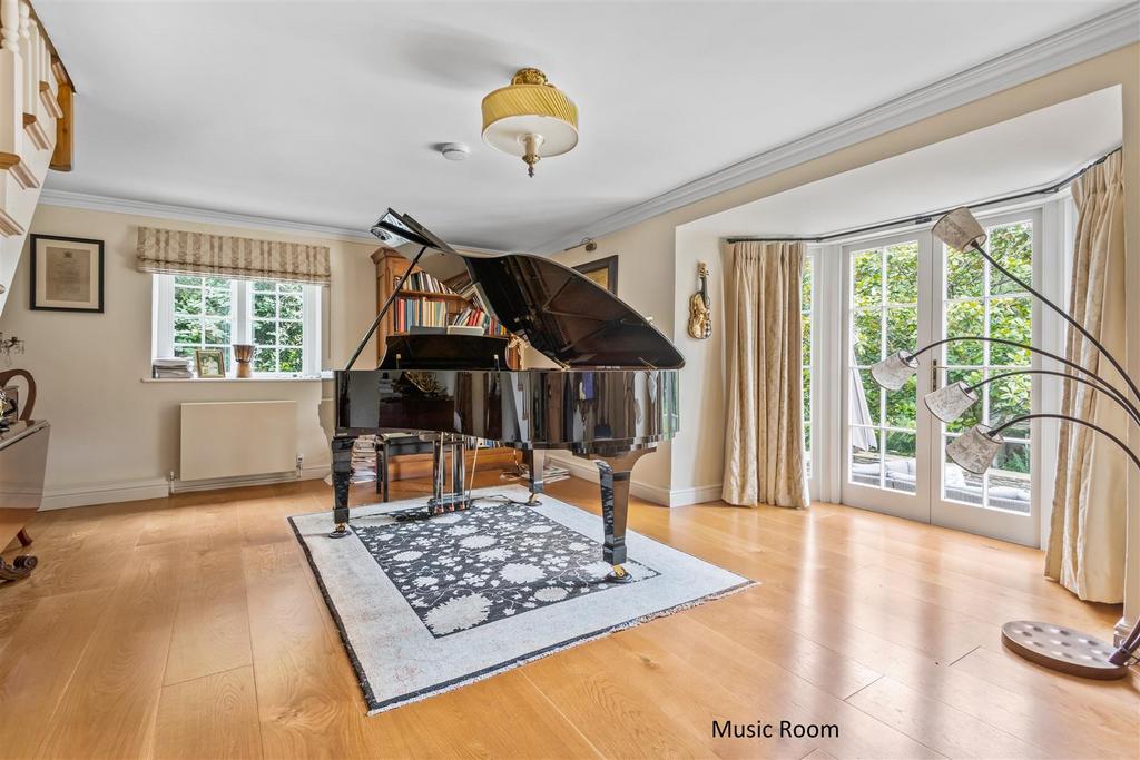 DSC 0946 Music Room.jpg