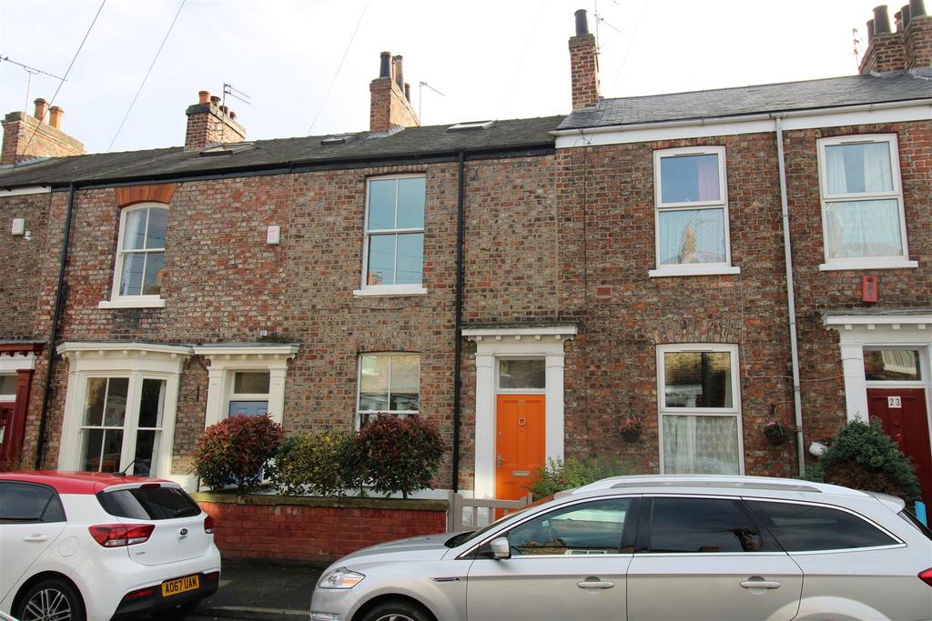 25 Vine Street, York 3 bed terraced house £1,600 pcm (£369 pw)