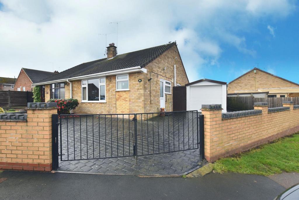 Parry Road, Wyken, Coventry NO... 2 bed bungalow £210,000