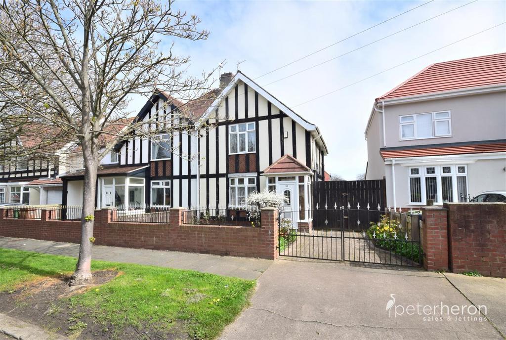 Stratford Avenue, Grangetown, Sunderland 3 bed semidetached house £
