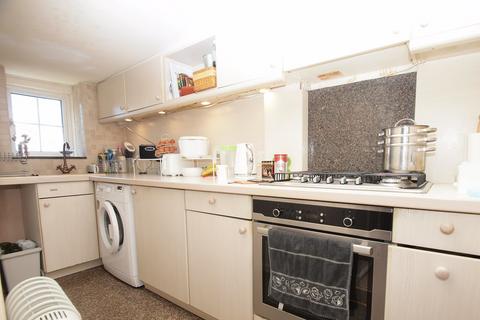 2 bedroom flat for sale, 58 Heathfield Road, Keston, BR2