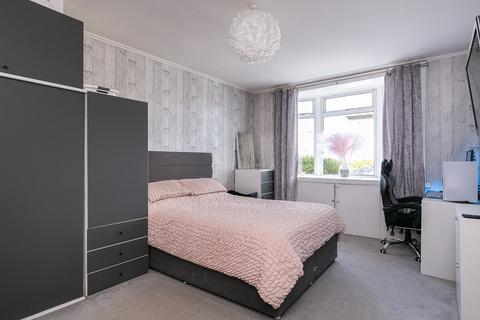 61 Crewe Crescent, Edinburgh, EH5 2JR