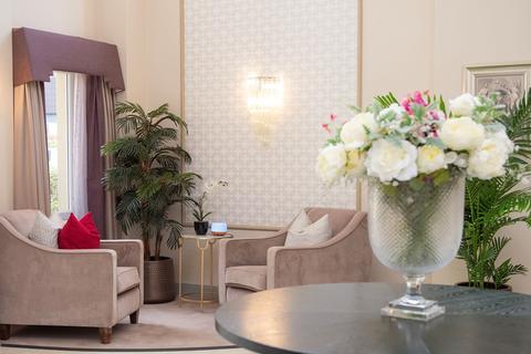2 bedroom retirement property for sale - Property 21, at Augustus House Station Parade, Virginia Water GU25