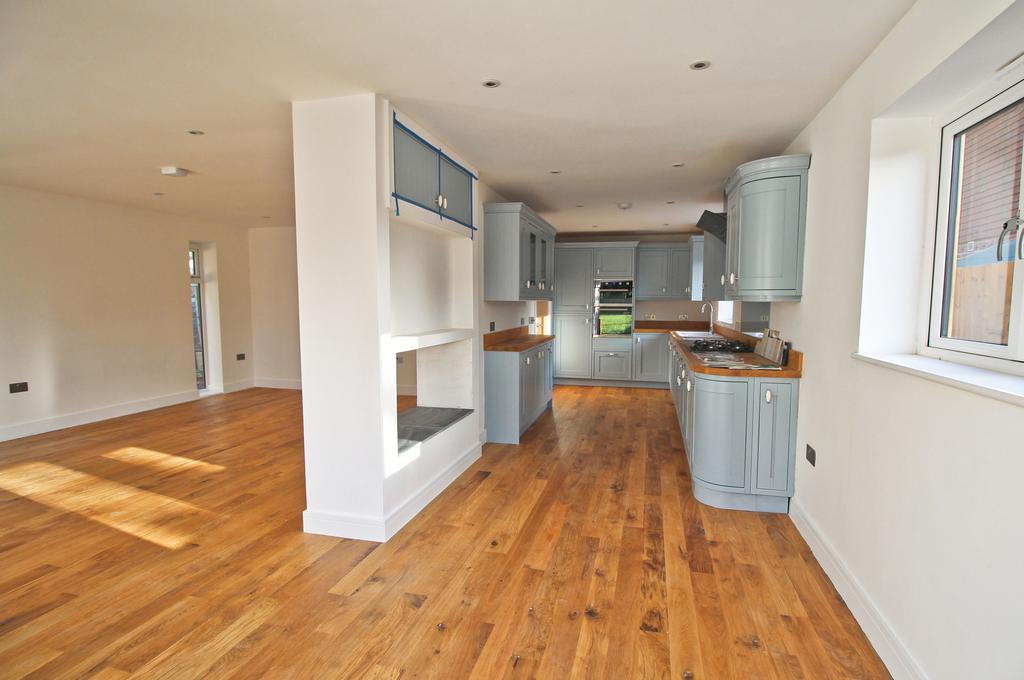 Lounge and Kitchen Area