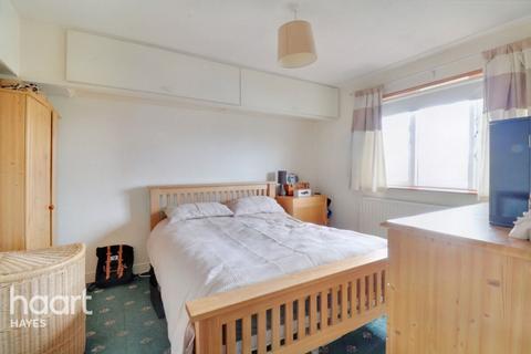 29 Romney Road, Hayes, UB4 8PU
