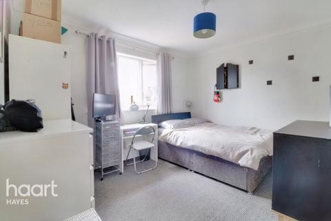 29 Romney Road, Hayes, UB4 8PU