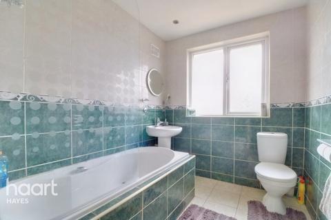 29 Romney Road, Hayes, UB4 8PU