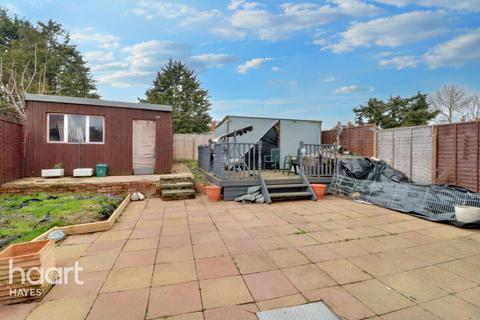 29 Romney Road, Hayes, UB4 8PU