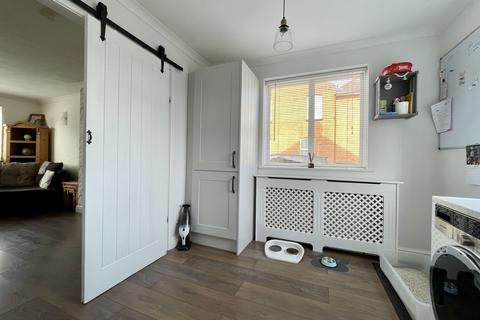 53 Cowick Lane, Exeter, EX2 9HL